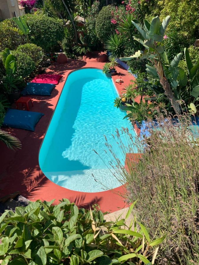 "La Villa Bali", En Bord De Mer A 5 Mn Des Plages Avec Piscine A Cascade, Grand Exterieur Unique Sur Le Theme De Bali Six-Fours-les-Plages Bagian luar foto