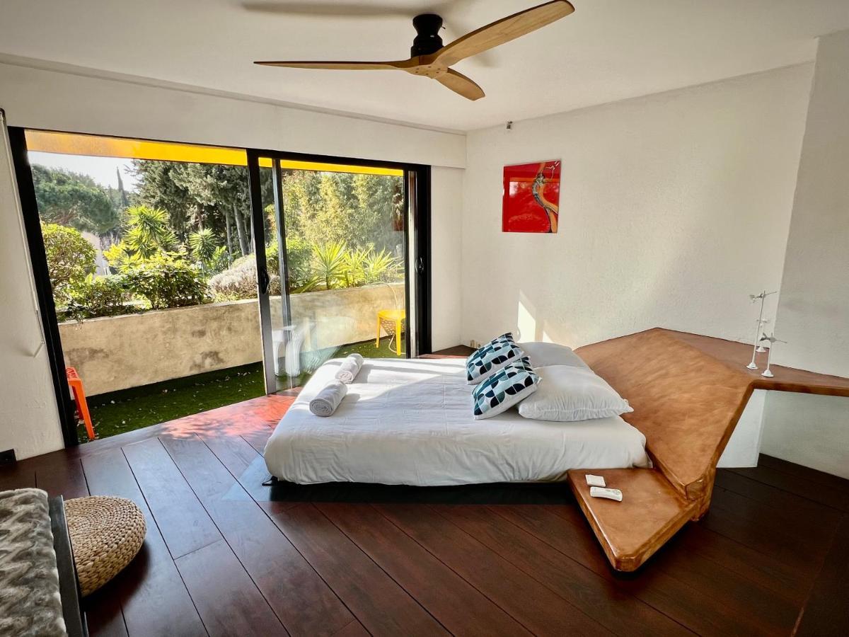 "La Villa Bali", En Bord De Mer A 5 Mn Des Plages Avec Piscine A Cascade, Grand Exterieur Unique Sur Le Theme De Bali Six-Fours-les-Plages Bagian luar foto